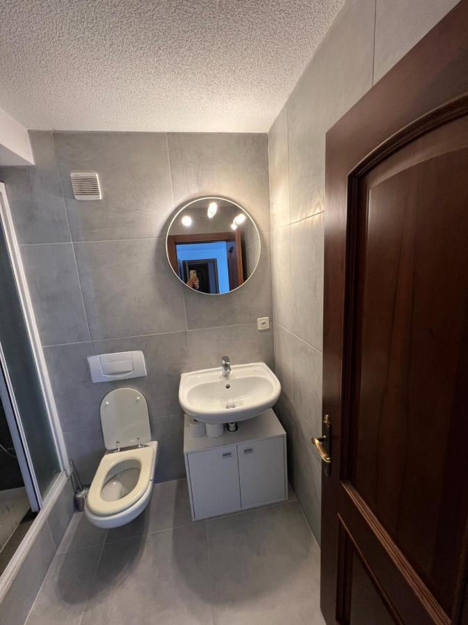 Tiny Apartment With Amazing View, Garden & Terras Schattdorf ภายนอก รูปภาพ